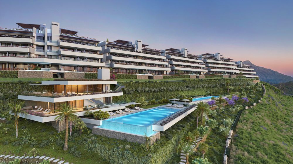 New luxury apartments with panoramic views above La Quinta!