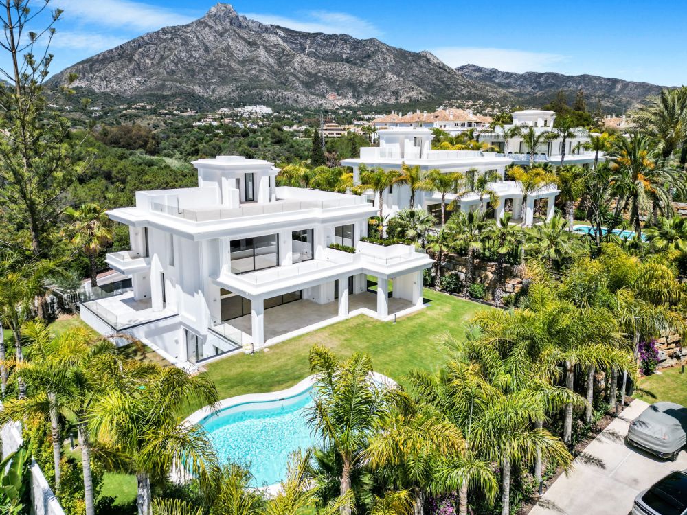 Villa en venta en Las Lomas del Marbella Club, Marbella