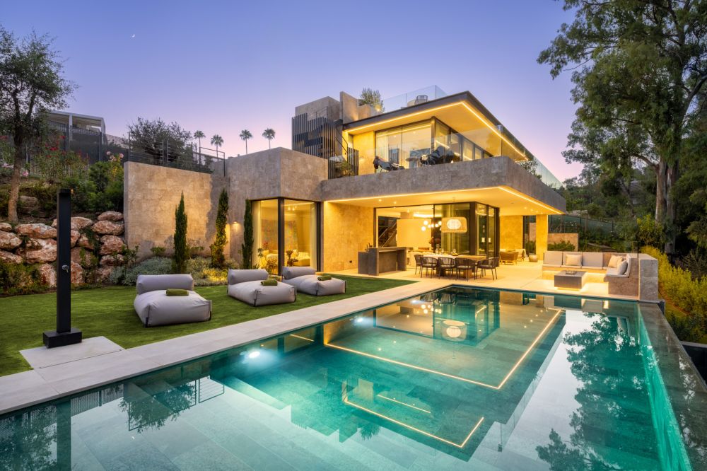 Brand new villa in La Cerquilla, Nueva Andalucia!
