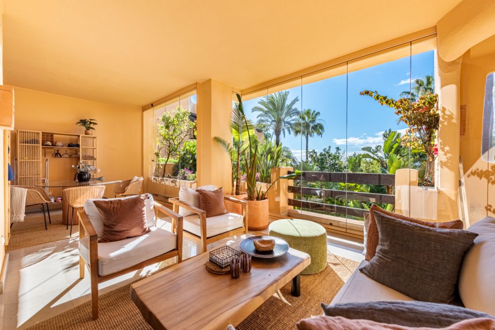 Exquisite Apartment in Mansion Club, Marbella’s Prestigious Golden Mile