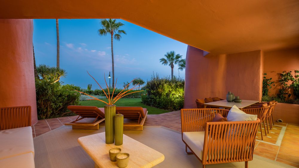 Renovated Beachfront Elegance in Menara Beach, New Golden Mile