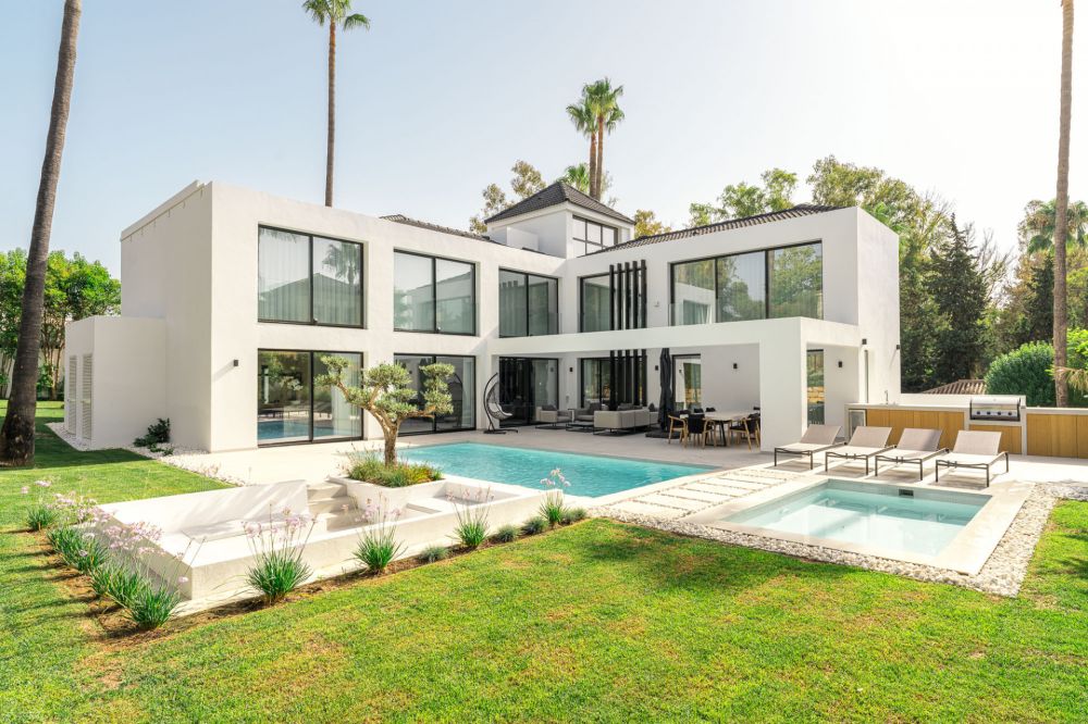 Villa rénovée à Supermanzana H - Nueva Andalucia !
