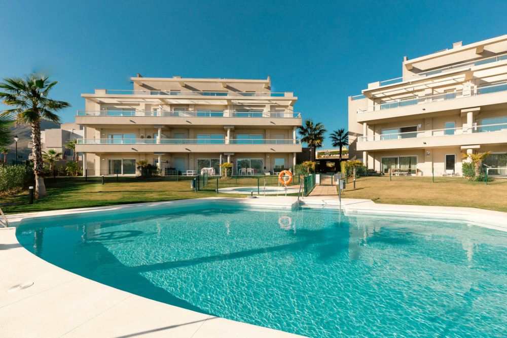 3 chambres à coucher sud-ouest face penthouse situé dans la résidence privée de Sun Valley l, dans le La Cala Golf Resort