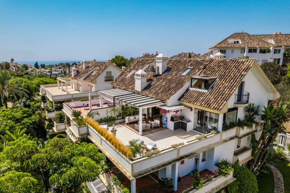 Penthouse Duplex de Luxe à Lomas del Rey – Vie Moderne sur la Mille d’Or de Marbella