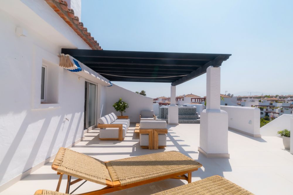 Walk to Everything – Stylish Beachside Duplex Penthouse in San Pedro Playa