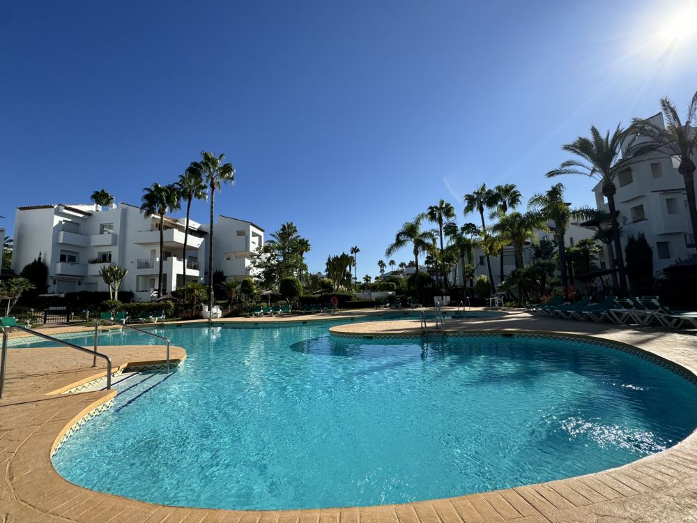 Appartement exclusif à vendre à Costalita Urbanization, Estepona - Nouveau doré Kilométrage