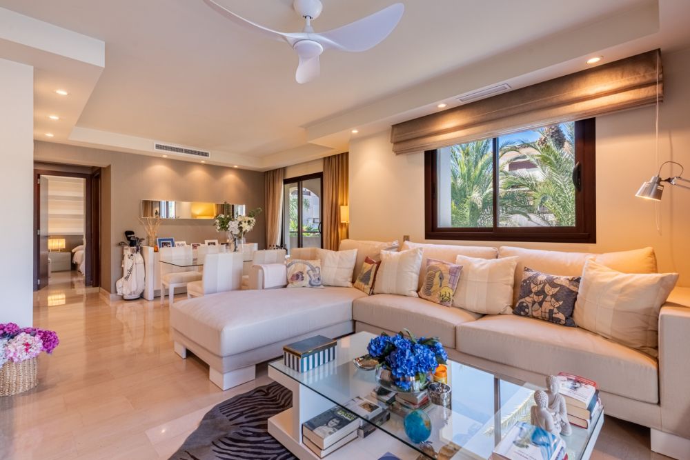 Eksklusiv 2-roms leilighet med bassengutsikt i La Medina de Banús