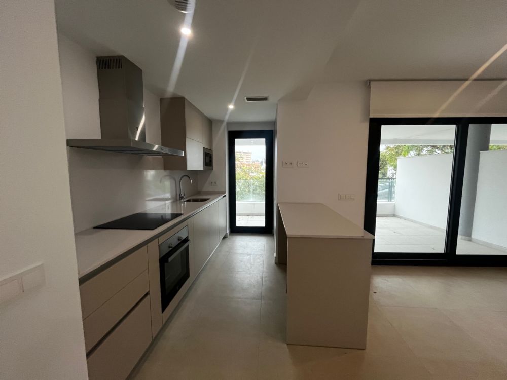 UINNRET 2-roms leilighet i et splitter nytt kompleks SCALA, ESTEPONA