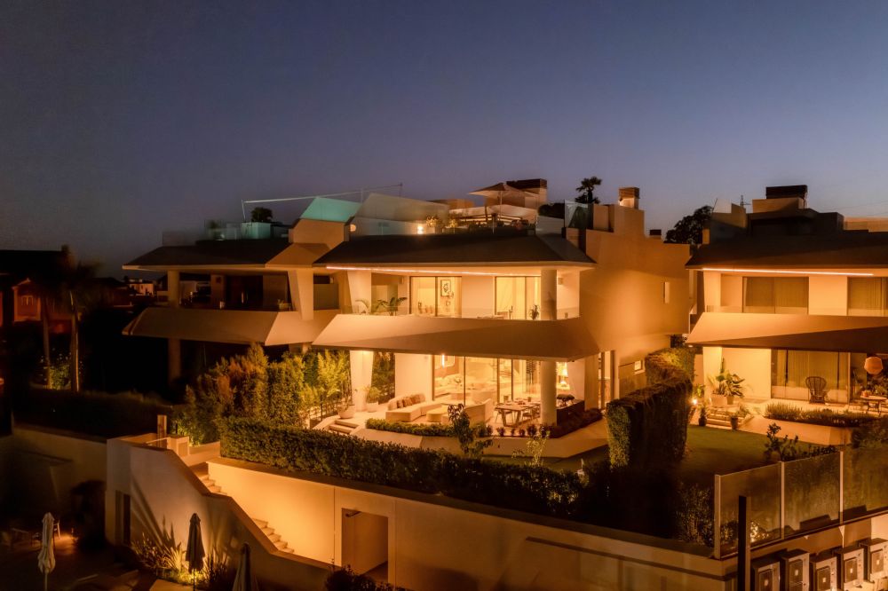 Modern villa i Nueva Andalucia