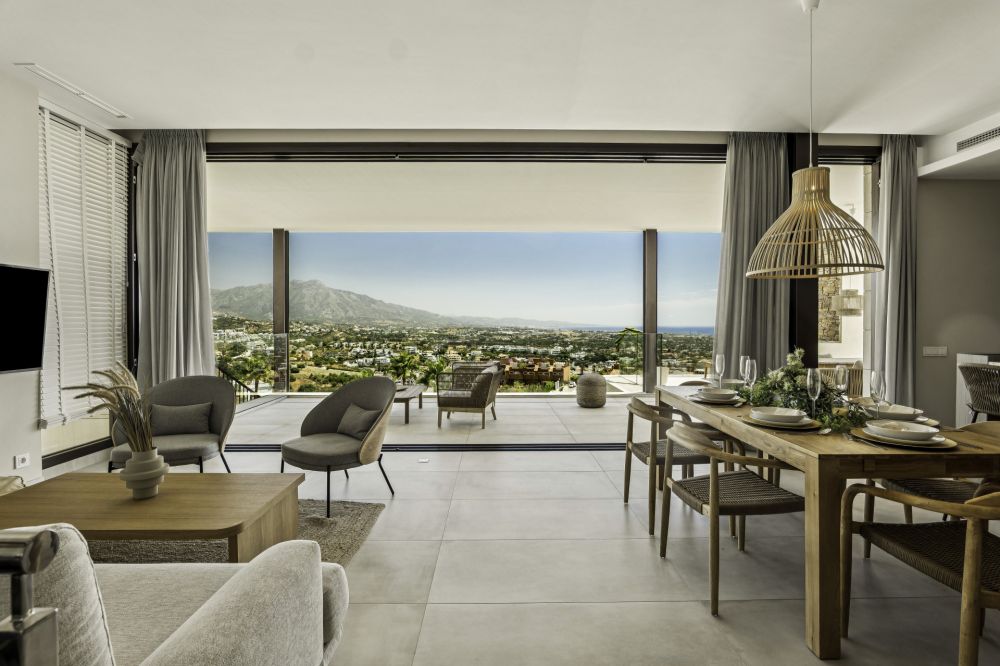 Casa Enea, modern villa with panoramic views in Be Lagom