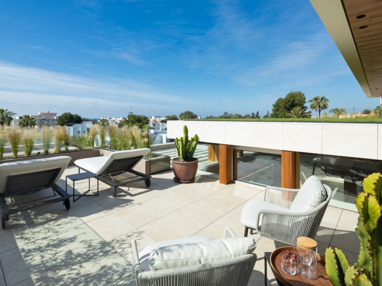 An architectural masterpiece! One of the coolest villas currently on the market in Marbella!
