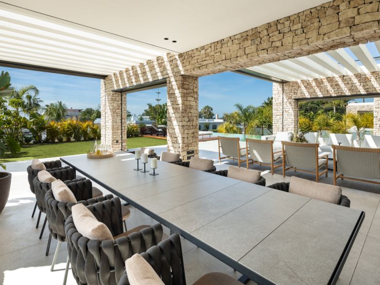 An architectural masterpiece! One of the coolest villas currently on the market in Marbella!