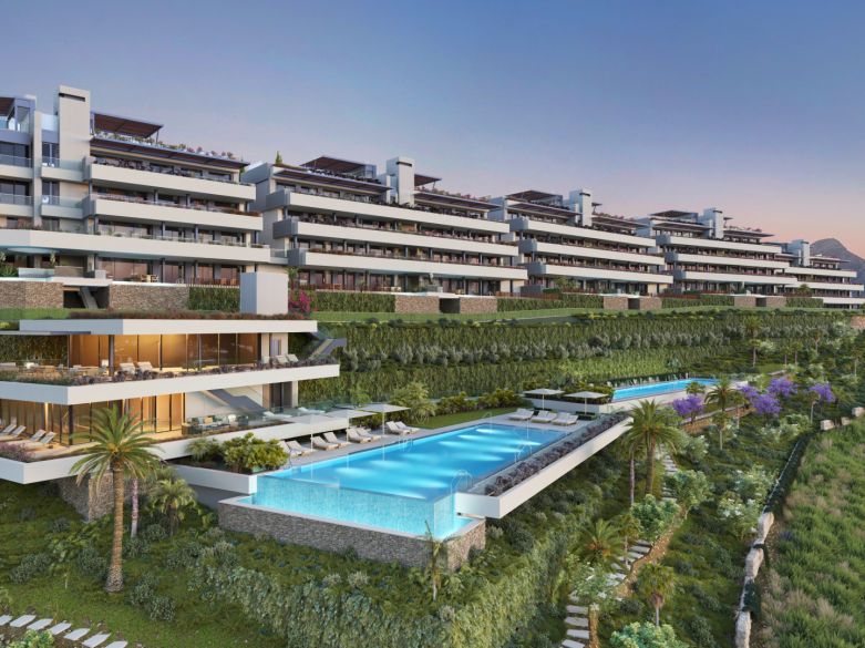 New luxury apartments with panoramic views above La Quinta!