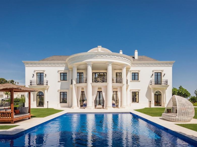 Mansion on top of Hacienda las Chapas!