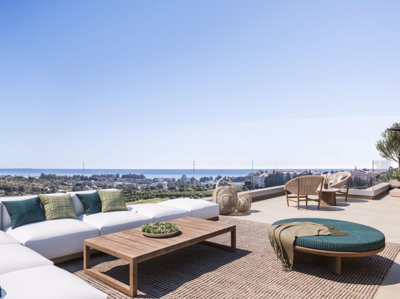 Delightful new homes with sea views next to La Resina Golf on the New Golden Mile of Estepona!