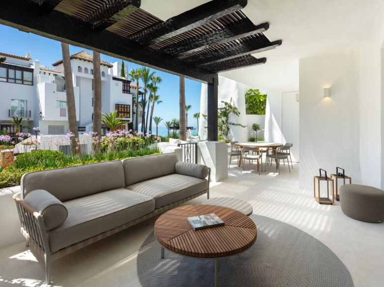 Apartamento en venta en Marina de Puente Romano, Marbella
