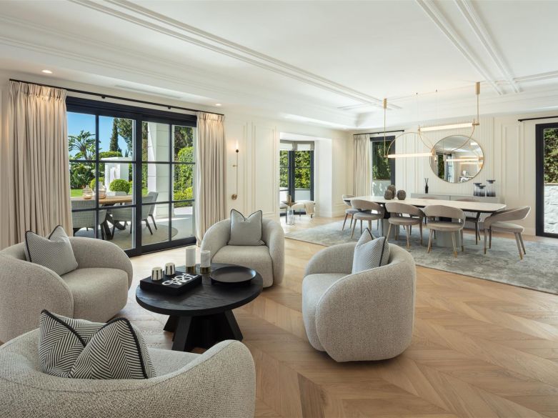 Fabulous villa in the ultraprime Sierra Blanca. With indoor pool, spa and entertainment area!