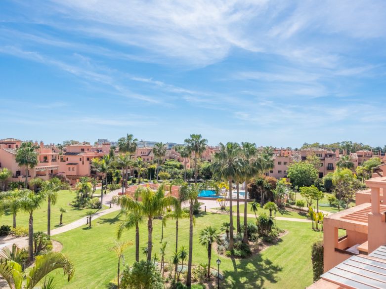 Exquisite beachside penthouse boasting a sprawling solarium terrace!