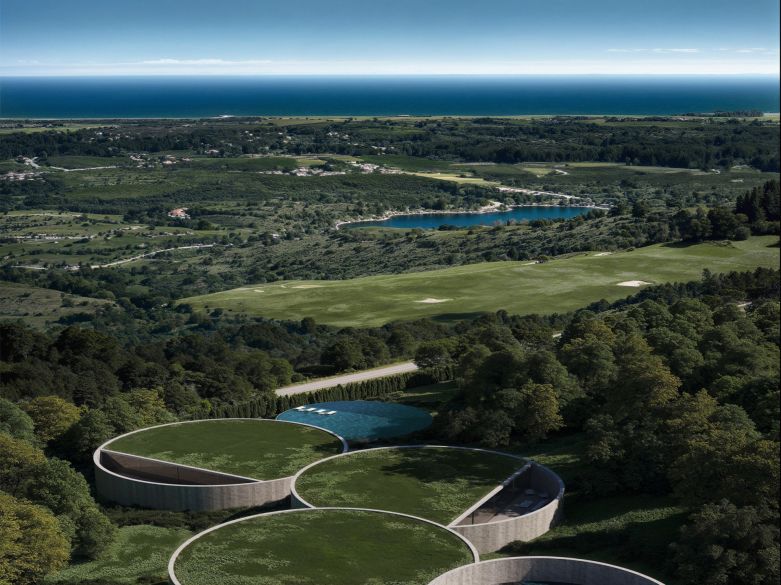 Revolutionary: The First Zero Consumption Villa!
