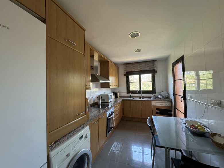 Exquisite beachside penthouse with a sprawling solarium terrace!