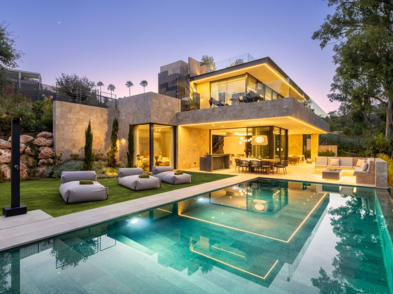 Brand new villa in La Cerquilla, Nueva Andalucia!