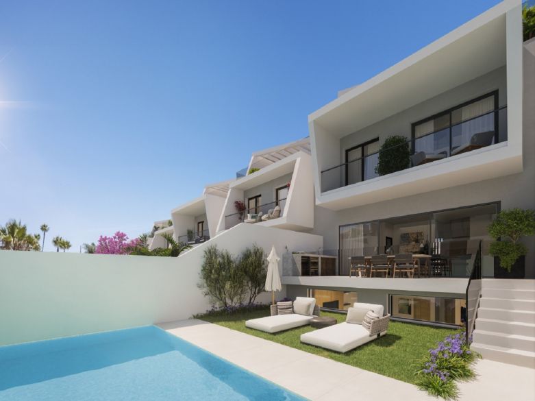 Nuevas casas adosadas con piscina privada junto a Los Flamingos Golf Resort!