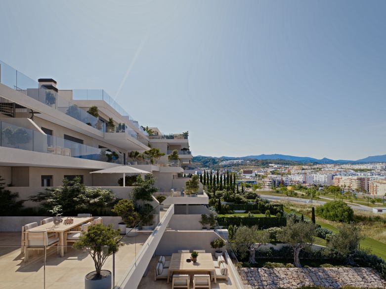 Brand new apartments in Las Mesas, next to Estepona's old town, the beach, and the Port!