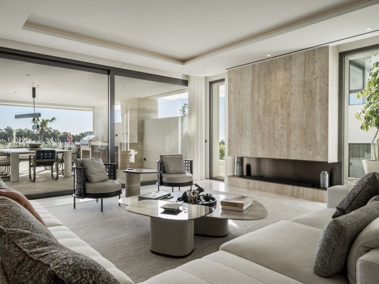 Lujoso apartamento dúplex en Epic por Fendi!