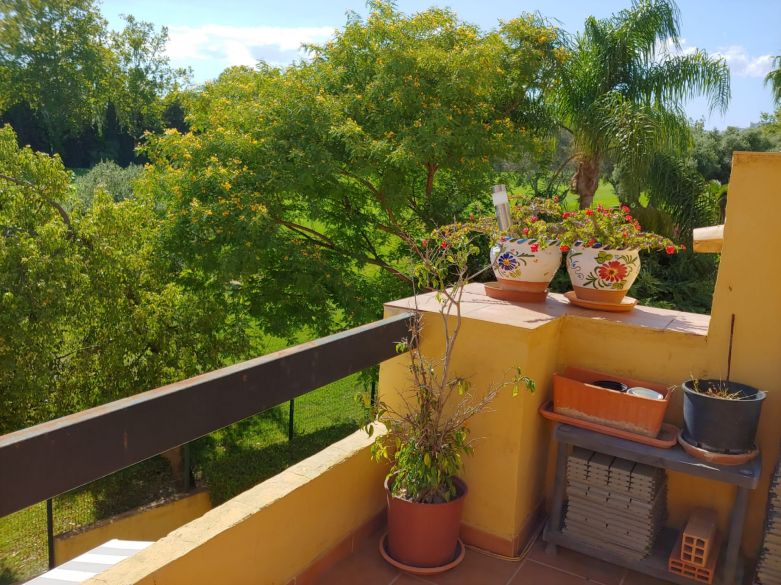 Elegant Frontline Golf Duplex Penthouse in Guadalmina Alta