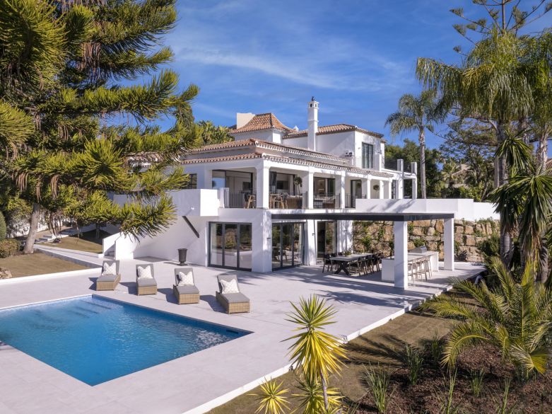 Hermosa villa con increíbles vistas panorámicas! Ideal villa familiar y para entretener!