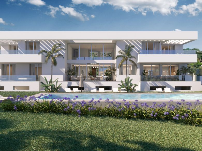 Magnífica villa de nueva marca con vistas al mar y SPA interior en El Paraíso Alto!