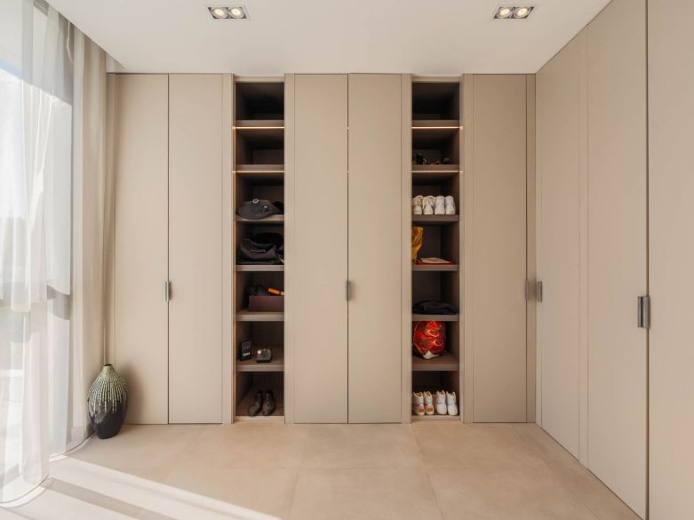 Villa de lujo recién construida en El Madroñal, en las colinas de Benahavís.