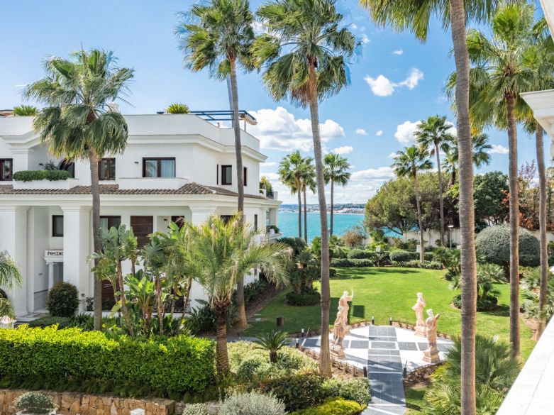 Elégant Appartement de premier étage dans le prestigieux Plage de Doncella