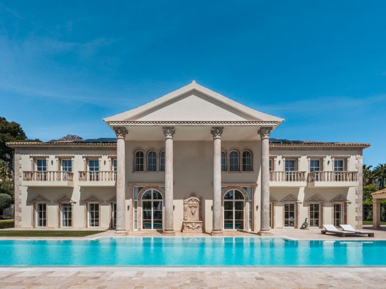 Palatial Villa in Sierra Blanca!