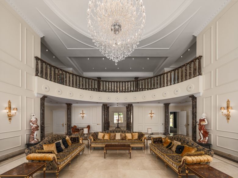 Palatial Villa in Sierra Blanca!