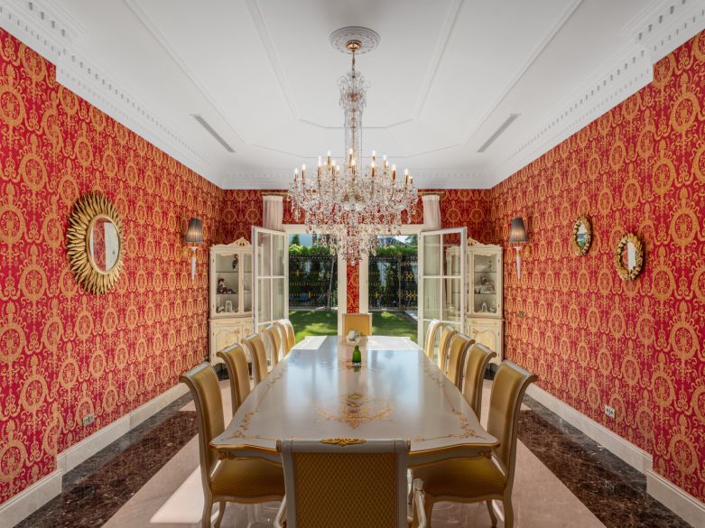 Palatial Villa in Sierra Blanca!
