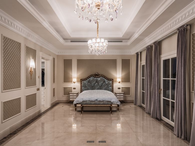 Palatial Villa in Sierra Blanca!