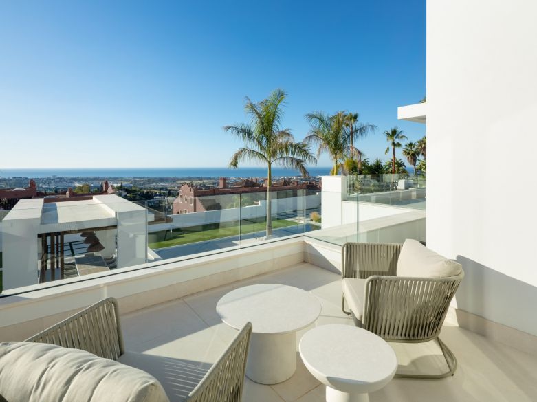 Villa de luxe avec vue panoramique à Monte Halcones !