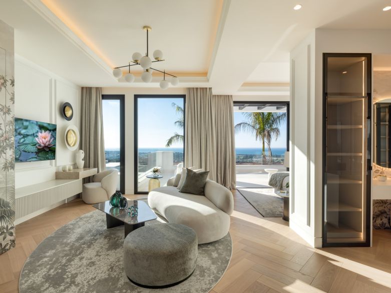 Villa de luxe avec vue panoramique à Monte Halcones !