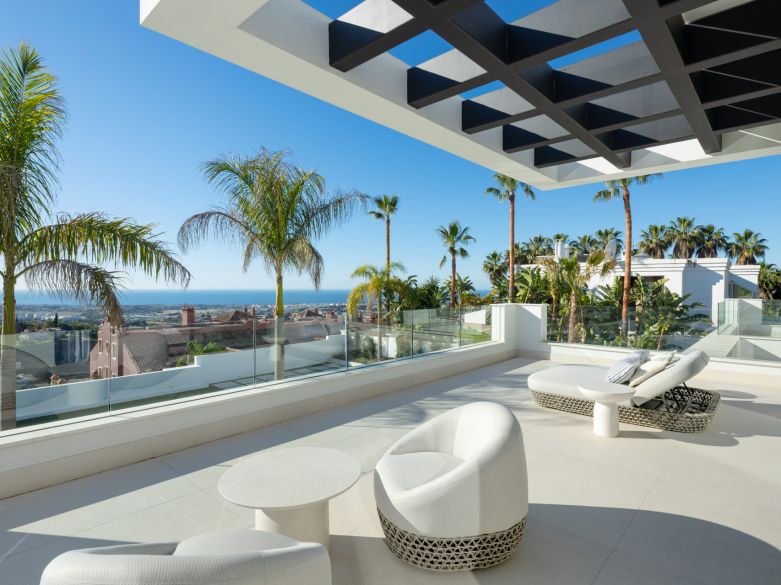 Villa de luxe avec vue panoramique à Monte Halcones !