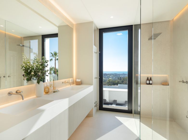 Villa de luxe avec vue panoramique à Monte Halcones !