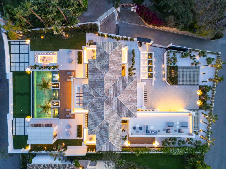 Villa de luxe avec vue panoramique à Monte Halcones !