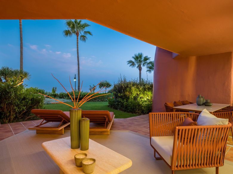 Renovated Beachfront Elegance in Menara Beach, New Golden Mile