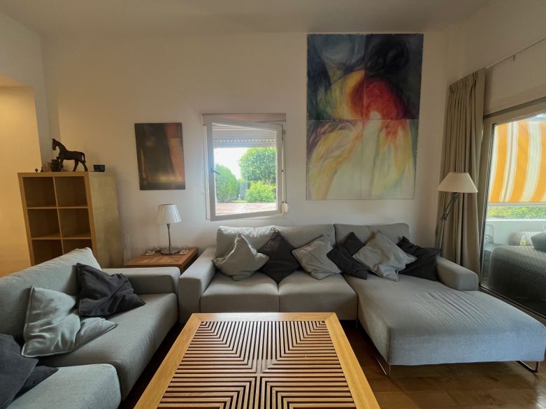 Apartamento en planta baja de 2 dormitorios en Atalaya