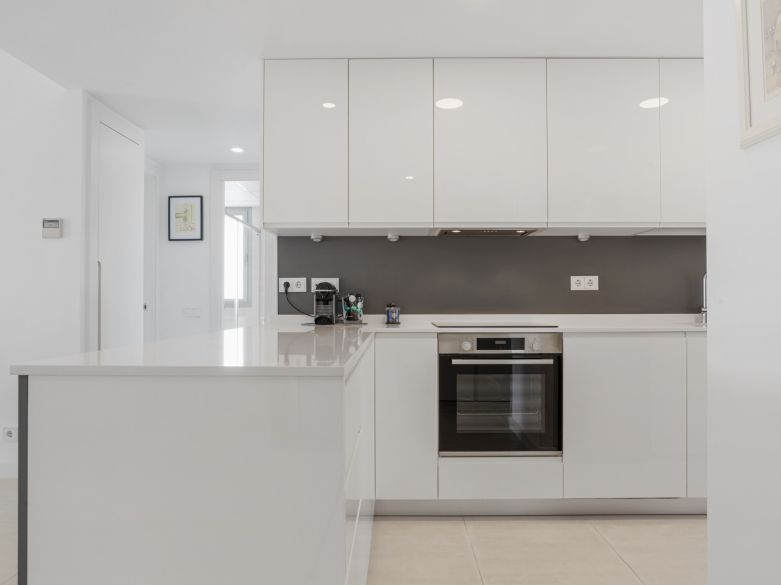 Modern & Spacious Penthouse in Vanian Green Village – Selwo area, Estepona