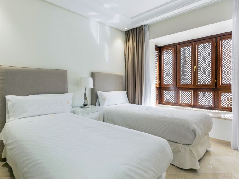 Ático Dúplex con Vistas al Mar junto a Puerto Banús