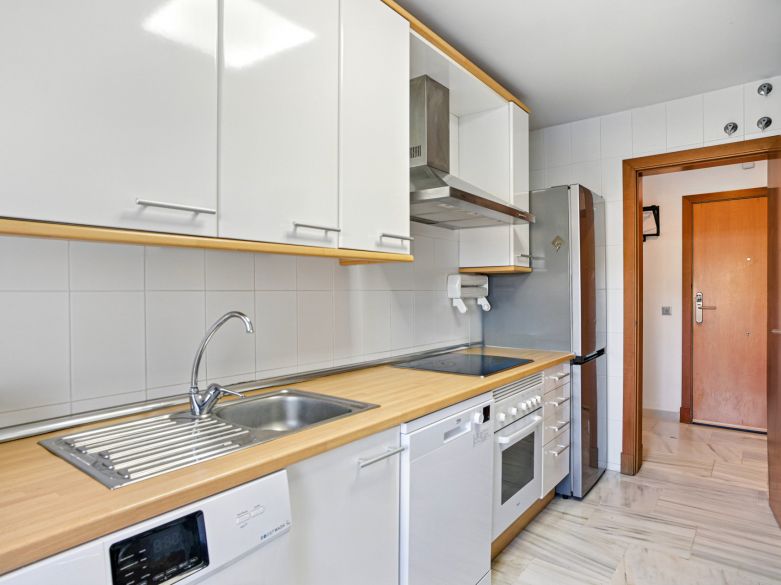 Charming east facing, three bedroom duplex penthouse located in the gated community Parque Botanico, Estepona