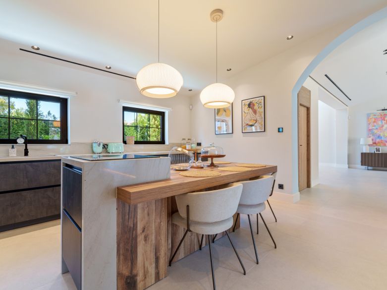 Exceptional one-level villa located beachside close to Puerto Banus!