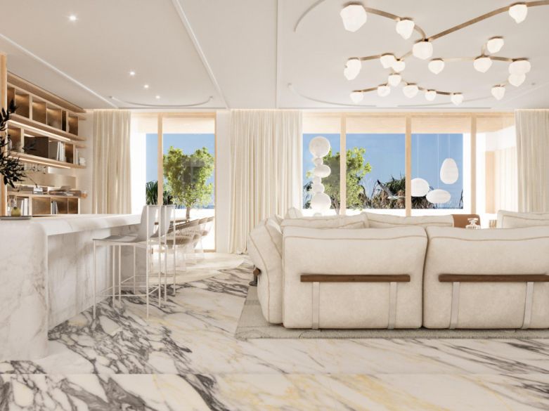 Ático en primera línea de playa junto a Puerto Banús - ¡Oportunidad de inversión!