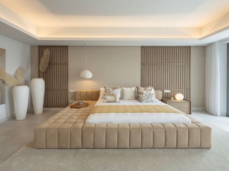 ¡Impresionante mansión que combina la arquitectura moderna con la tradicional andaluza en El Madroñal!